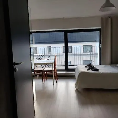 Apartment 公寓