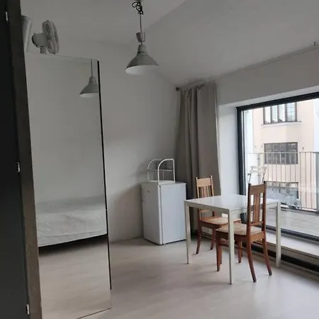 Apartment 公寓